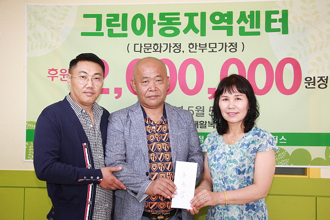 02.jpg